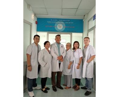 HOẠT ĐỘNG CỘNG ĐỒNG CỦA LƯƠNG Y NGUYỄN THANH TÙNG